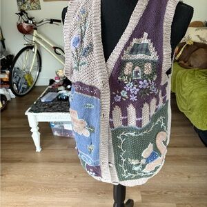Teddi knit Vest with Floral / animal Patterns